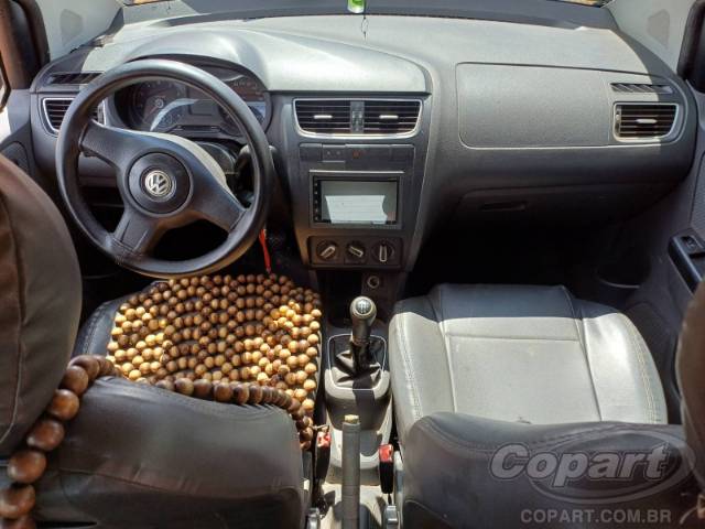 2011 VOLKSWAGEN FOX 