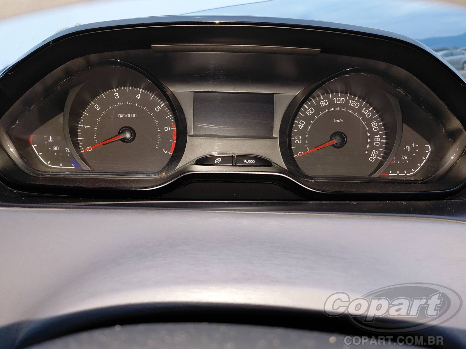 2018 PEUGEOT 208 — foto 8 de 11