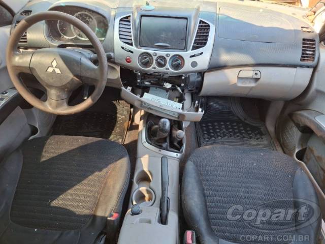 2013 MITSUBISHI L200 TRITON 