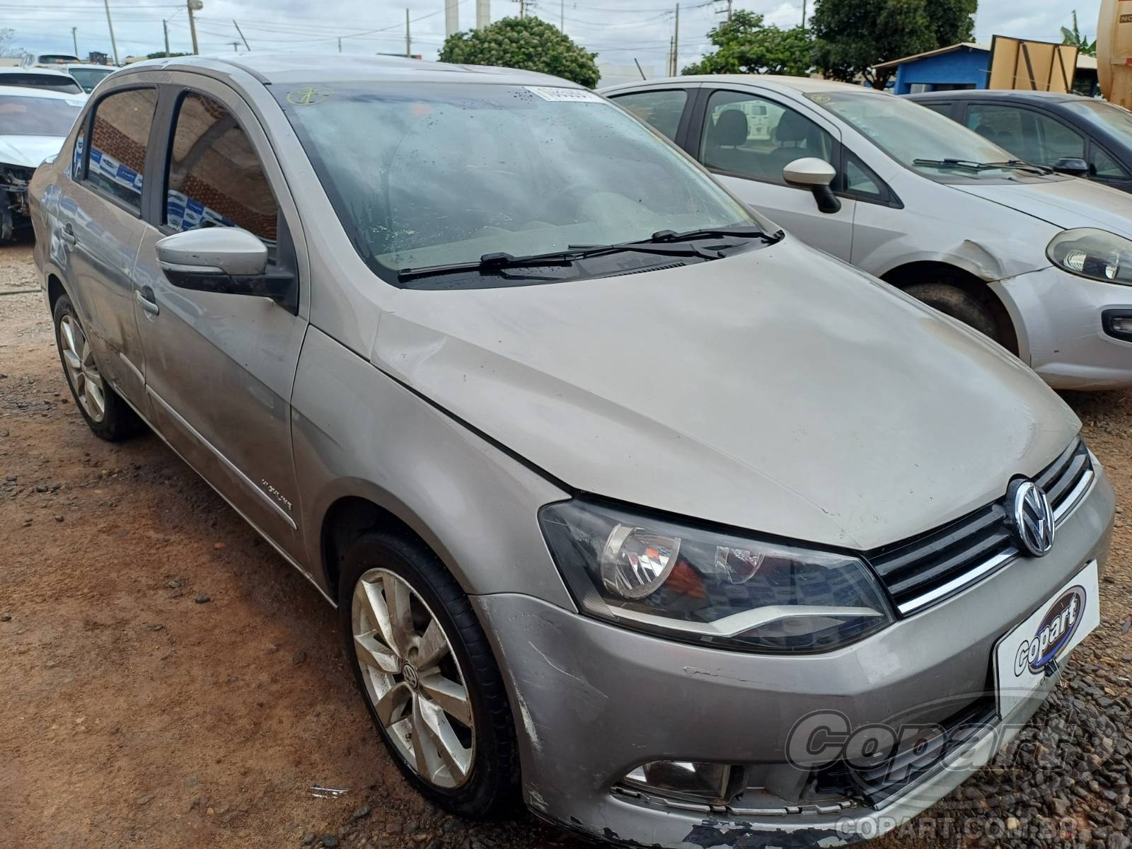 Veículo VW - VolksWagen Volkswagen VOLKSWAGEN VOYAGE 1.6 TOTAL FLEX 2014 em leilão