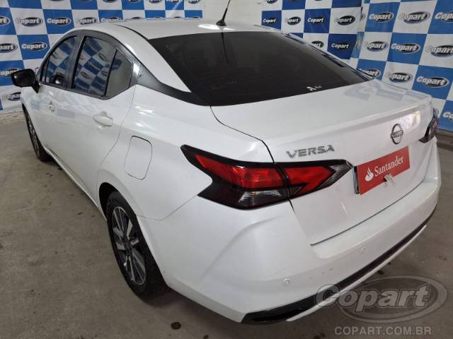 2024 NISSAN VERSA 