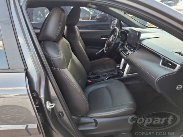 2026 TOYOTA COROLLA CROSS 
