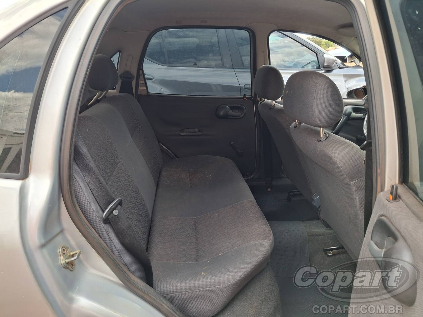 2003 CHEVROLET CORSA SEDAN — foto 6 de 10