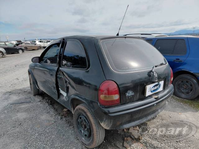 1998 CHEVROLET CORSA 