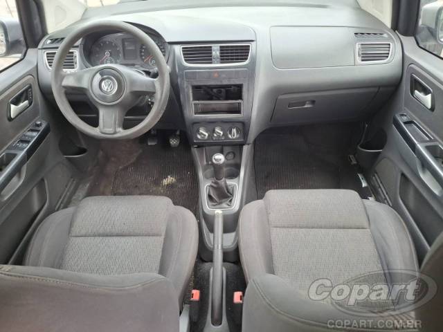 2013 VOLKSWAGEN FOX 