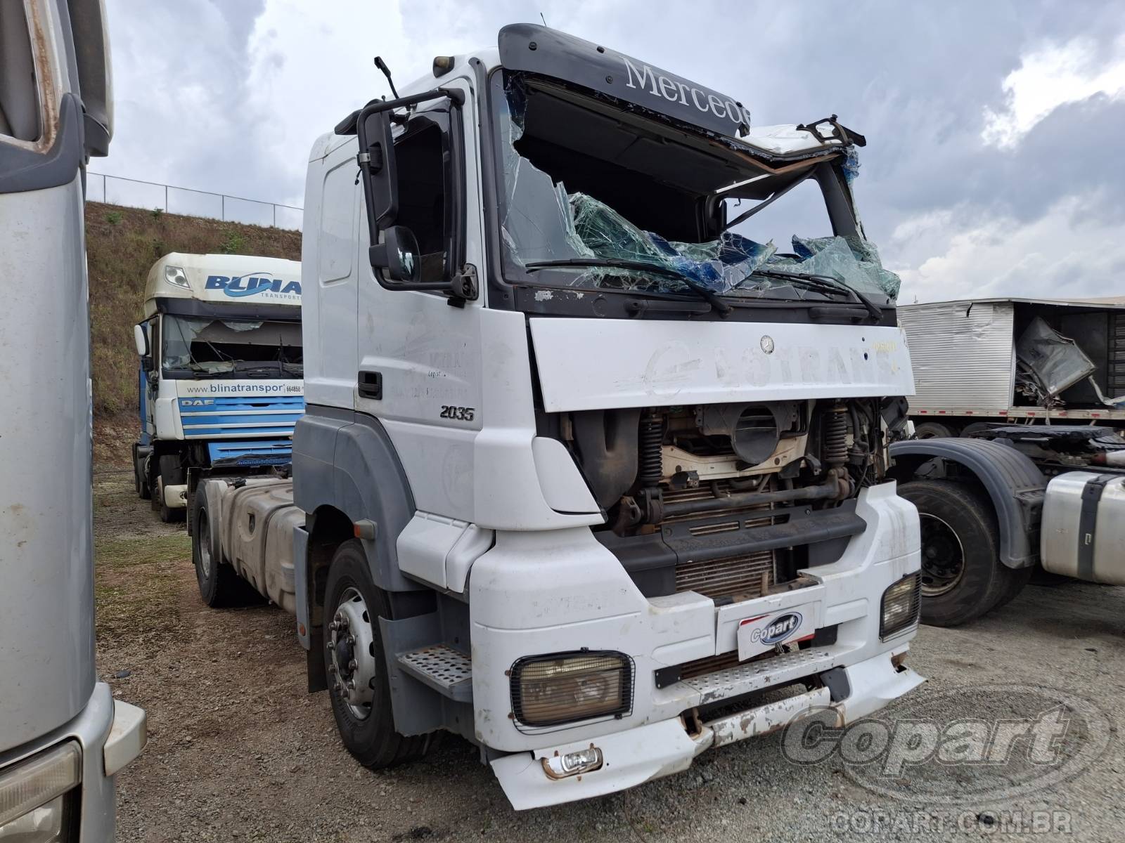 Veículo MERCEDES-BENZ Axor 2009 MERCEDES BENZ AXOR 2009 em leilão