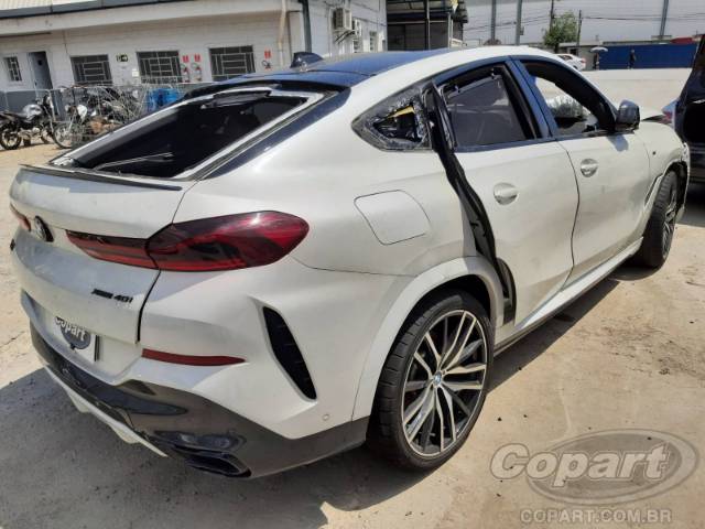 2021 BMW X6 
