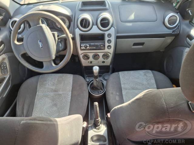 2010 FORD FIESTA SEDAN 