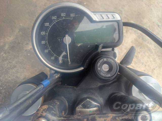 2025 TRIUMPH SPEED 