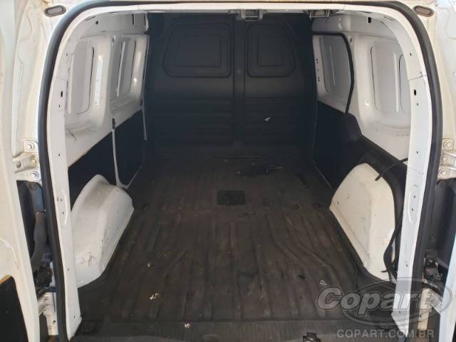 2025 RENAULT KANGOO 