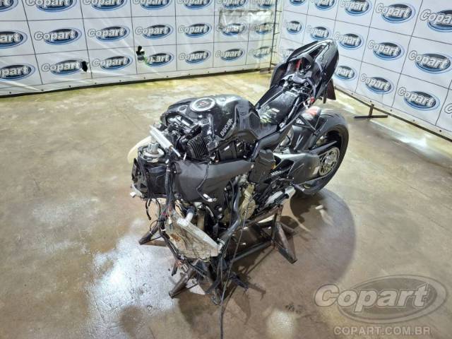 2022 DUCATI STREETFIGHTER 