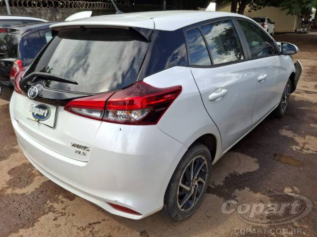 2023 TOYOTA YARIS 