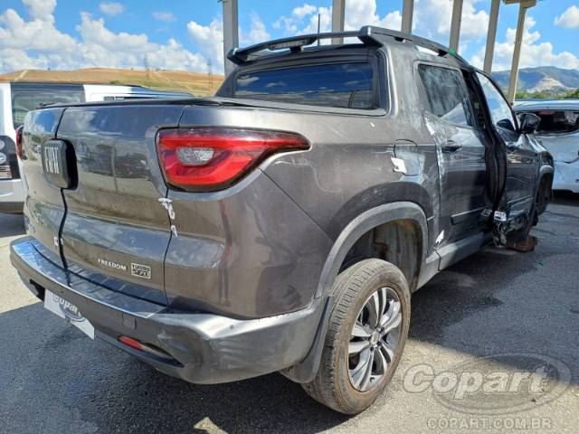 2022 FIAT TORO 