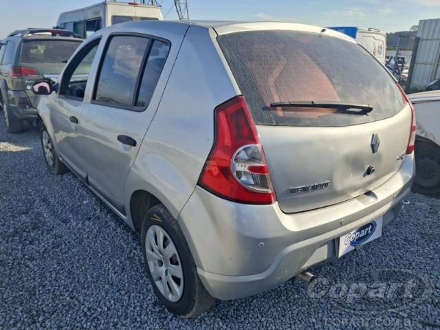 2009 RENAULT SANDERO 