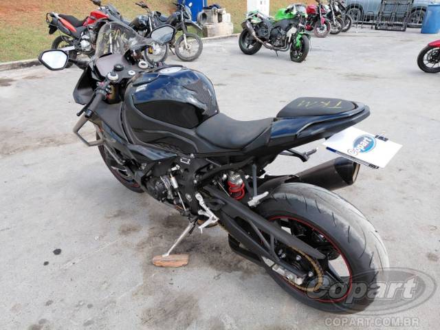 2026 BMW S 1000 
