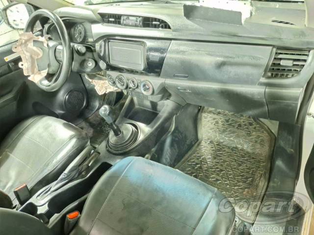 2024 TOYOTA HILUX CS 