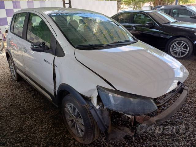 2016 VOLKSWAGEN FOX 
