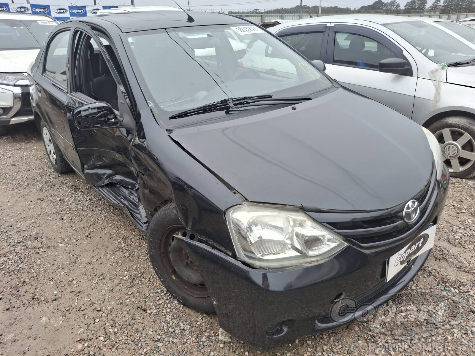 TOYOTA ETIOS SEDA XS 1.5 16V 2012