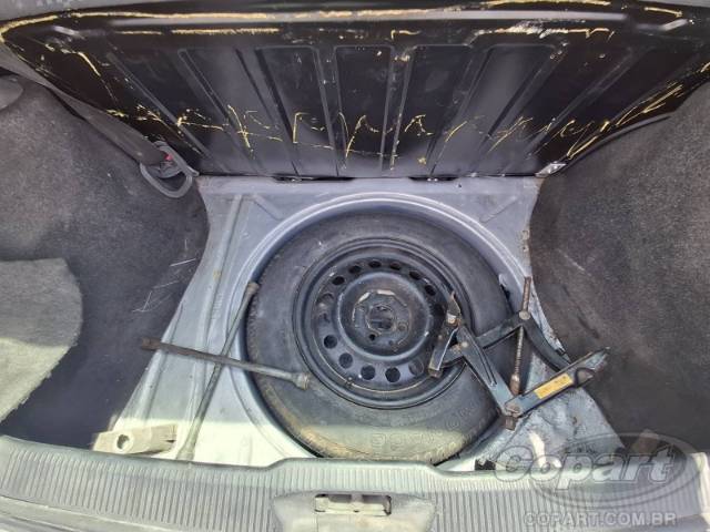 2002 VOLKSWAGEN GOL 