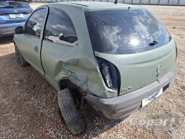 2001 CHEVROLET CELTA 