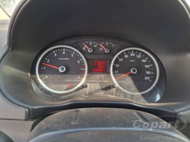 2012 VOLKSWAGEN VOYAGE 