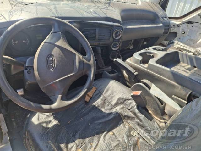 2011 KIA BONGO 