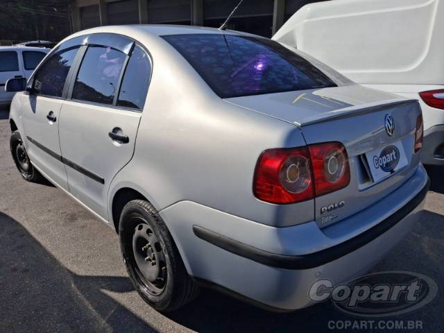 2009 VOLKSWAGEN POLO SEDAN 