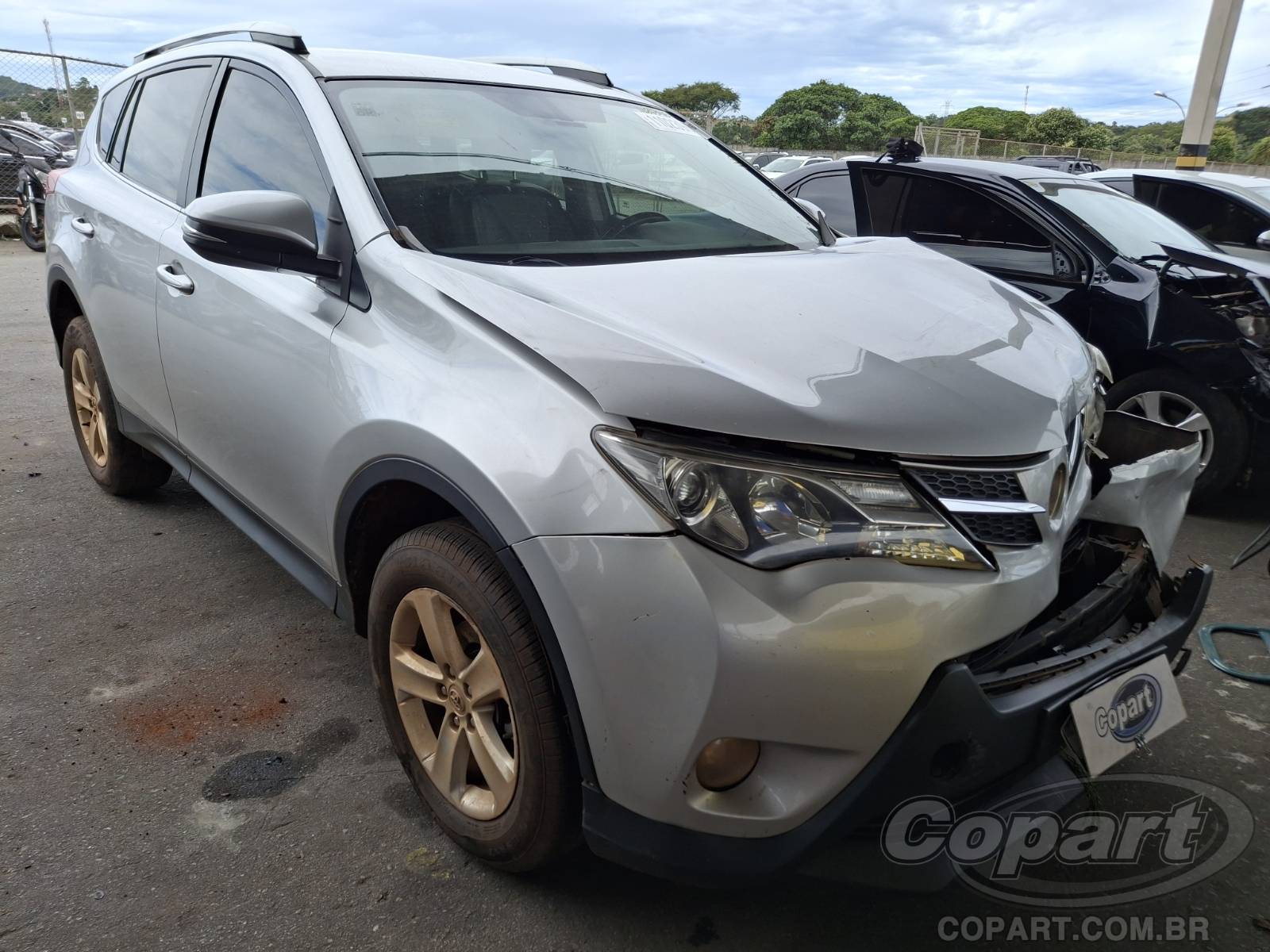 Veículo Toyota RAV4 Toyota RAV4 2.0 16V Dual VVTi 2013 SUV Pequenos 2013 em leilão