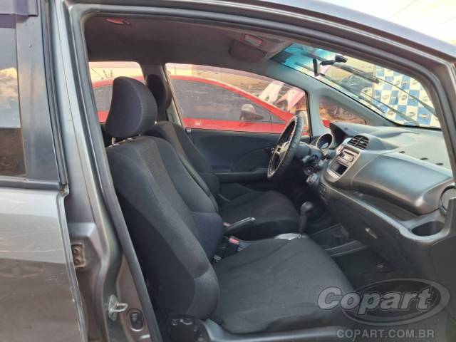 2010 HONDA FIT 