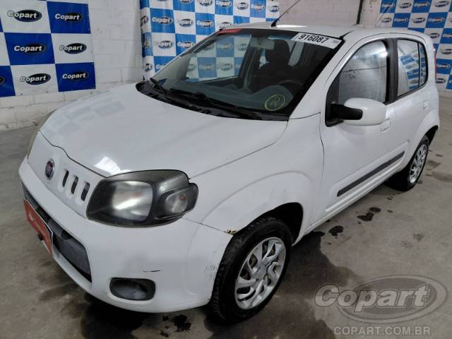 2016 FIAT UNO 