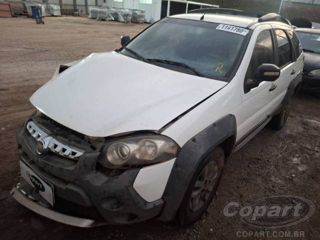 2013 FIAT PALIO WEEKEND 