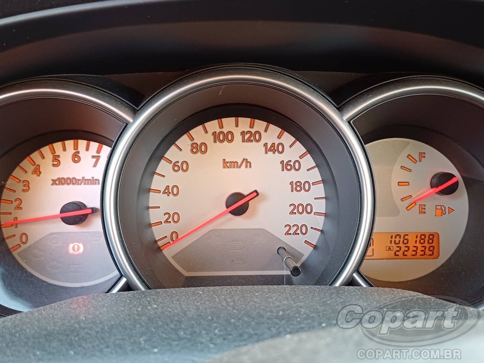 2014 NISSAN LIVINA — foto 8 de 10