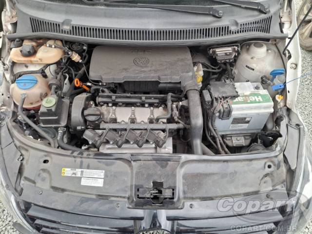 2013 VOLKSWAGEN FOX 
