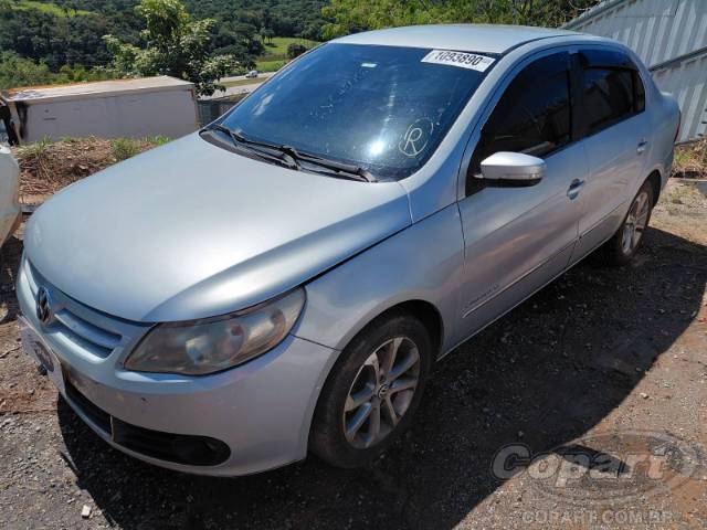 2011 VOLKSWAGEN VOYAGE 