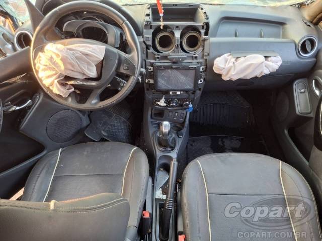 2019 RENAULT DUSTER OROCH 