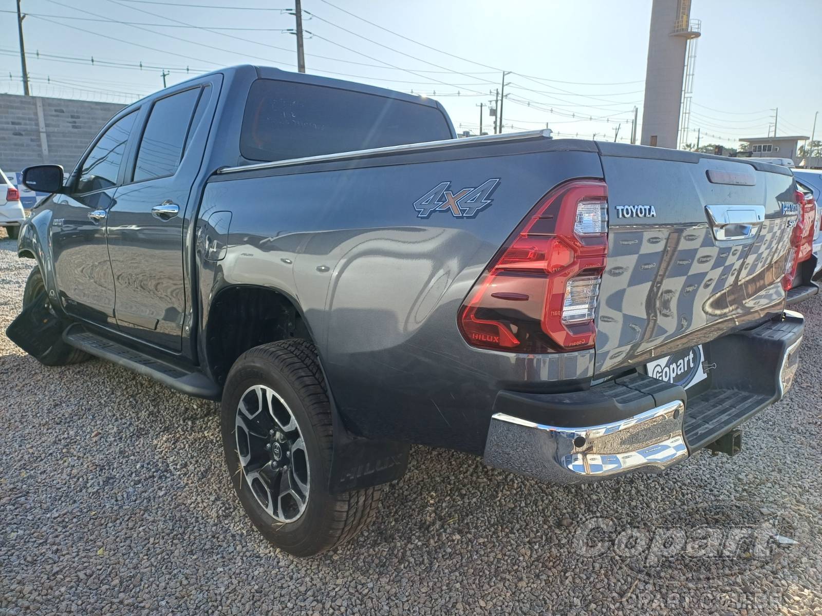 2026 TOYOTA HILUX CD — foto 3 de 10