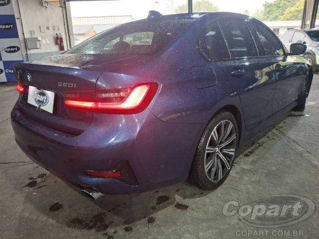 2022 BMW SERIE 3 