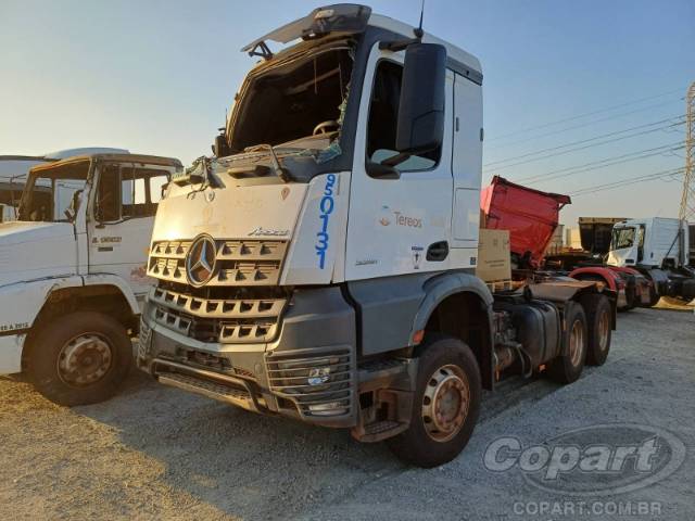 2024 MERCEDES BENZ Arocs 