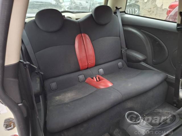 2013 MINI COOPER 