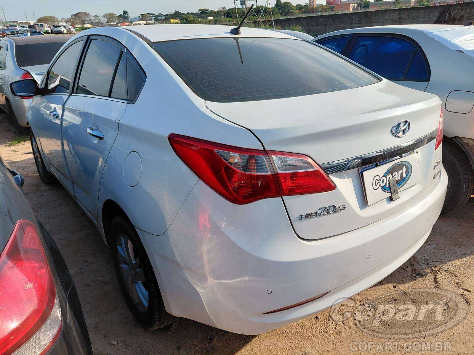Foto 3: 2015 HYUNDAI HB20S