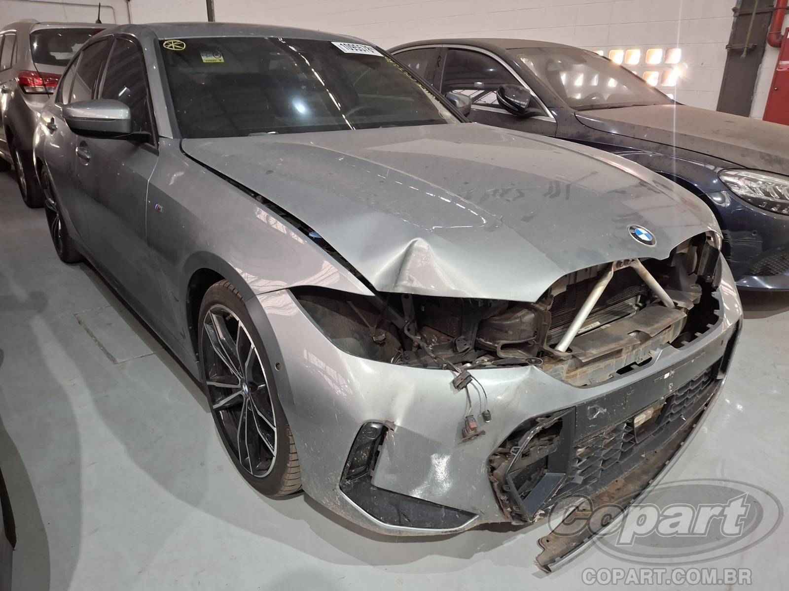 Veículo BMW Série 3 BMW Série 3 2024 2024 em leilão