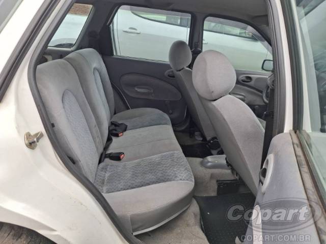 2001 FORD ESCORT SW 