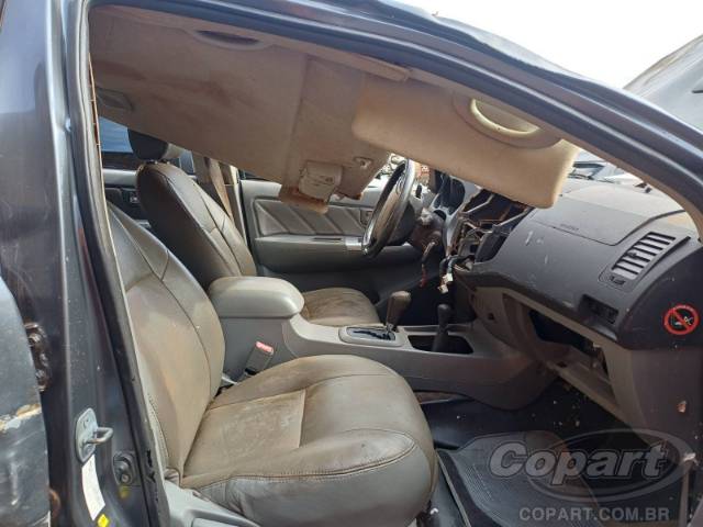 2011 TOYOTA HILUX CD 