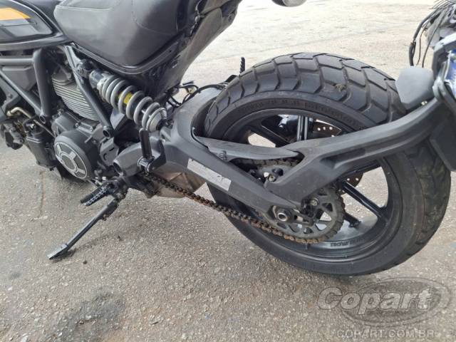 2016 DUCATI SCRAMBLER 