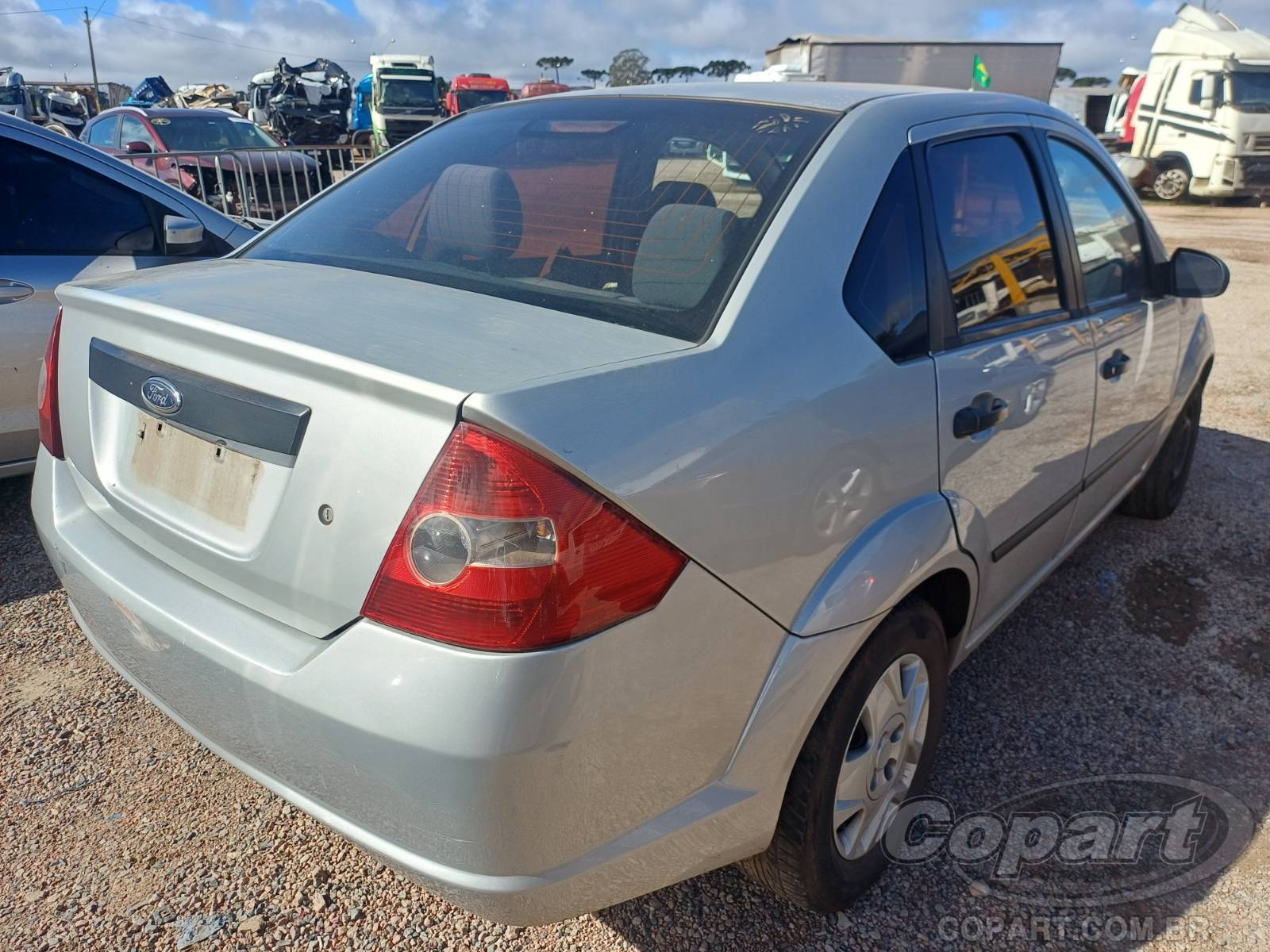 2008 FORD FIESTA SEDAN — foto 4 de 10