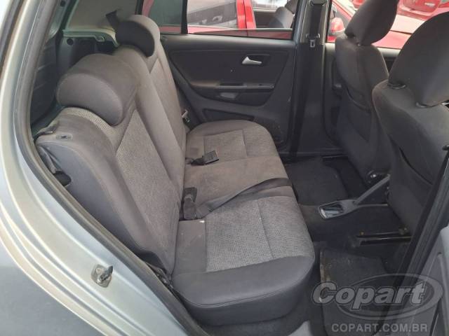 2013 VOLKSWAGEN FOX 