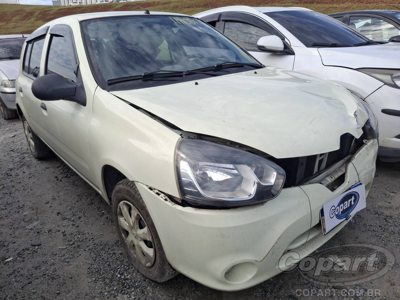 Veículo Renault Clio RENAULT CLIO 1.0 16V Hi-Power 2014 2014 em leilão