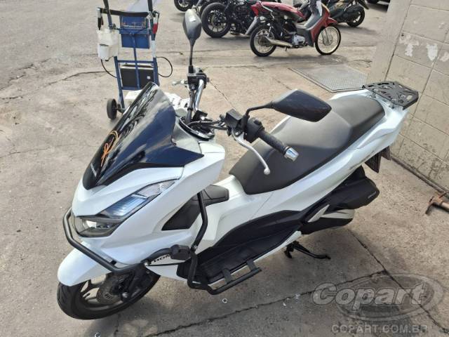2024 HONDA PCX 