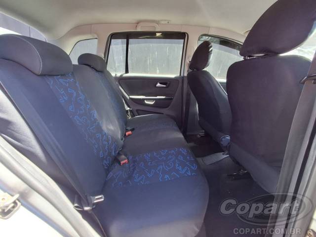2011 VOLKSWAGEN SPACEFOX 