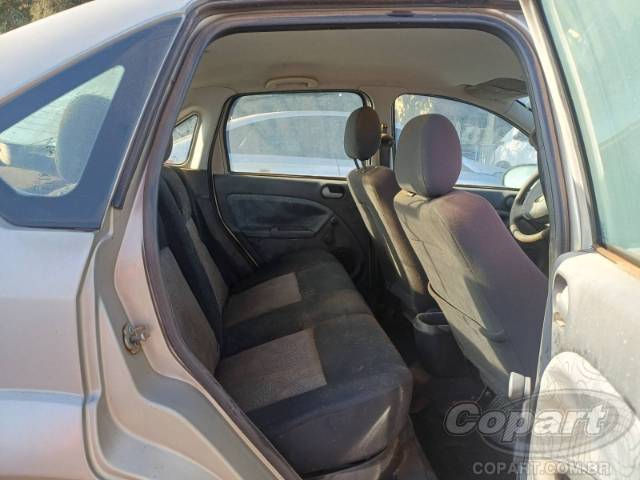 2009 FORD FIESTA SEDAN 